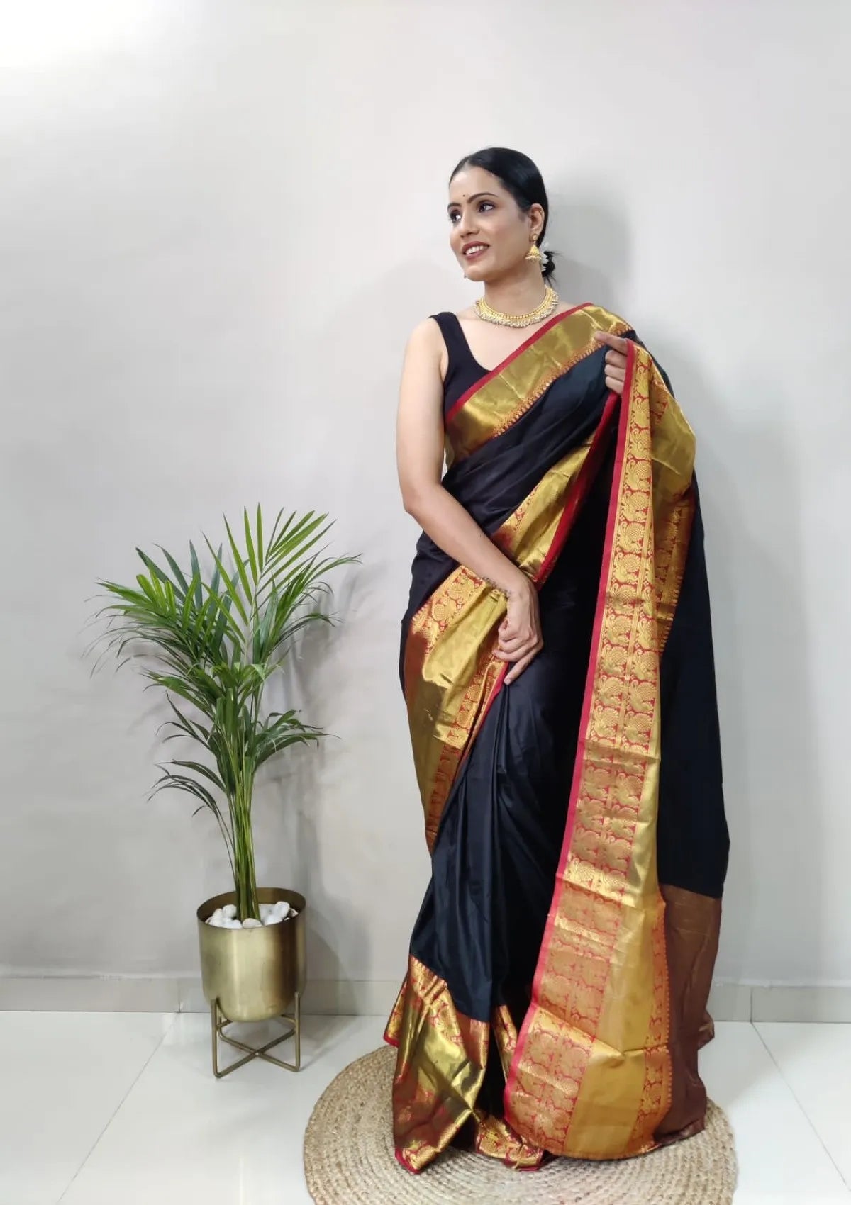 Black Narayanpattu Hit Readywear Saree