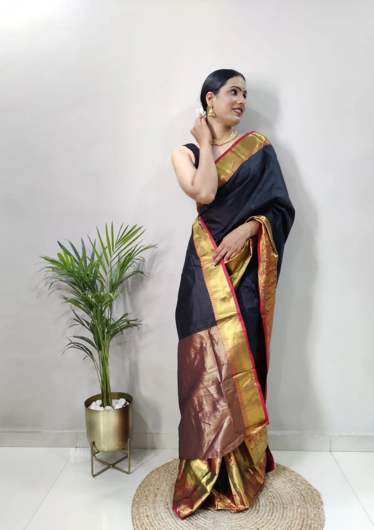 Black Narayanpattu Hit Readywear Saree
