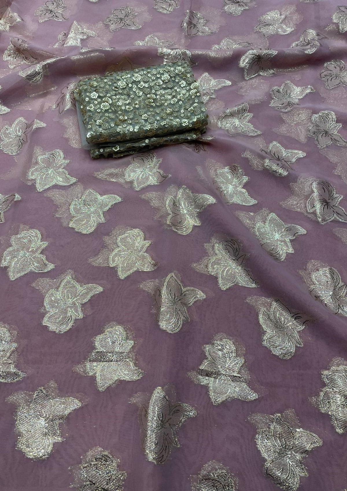 Georgette with Leaf Shinny Zari Weaving Saree