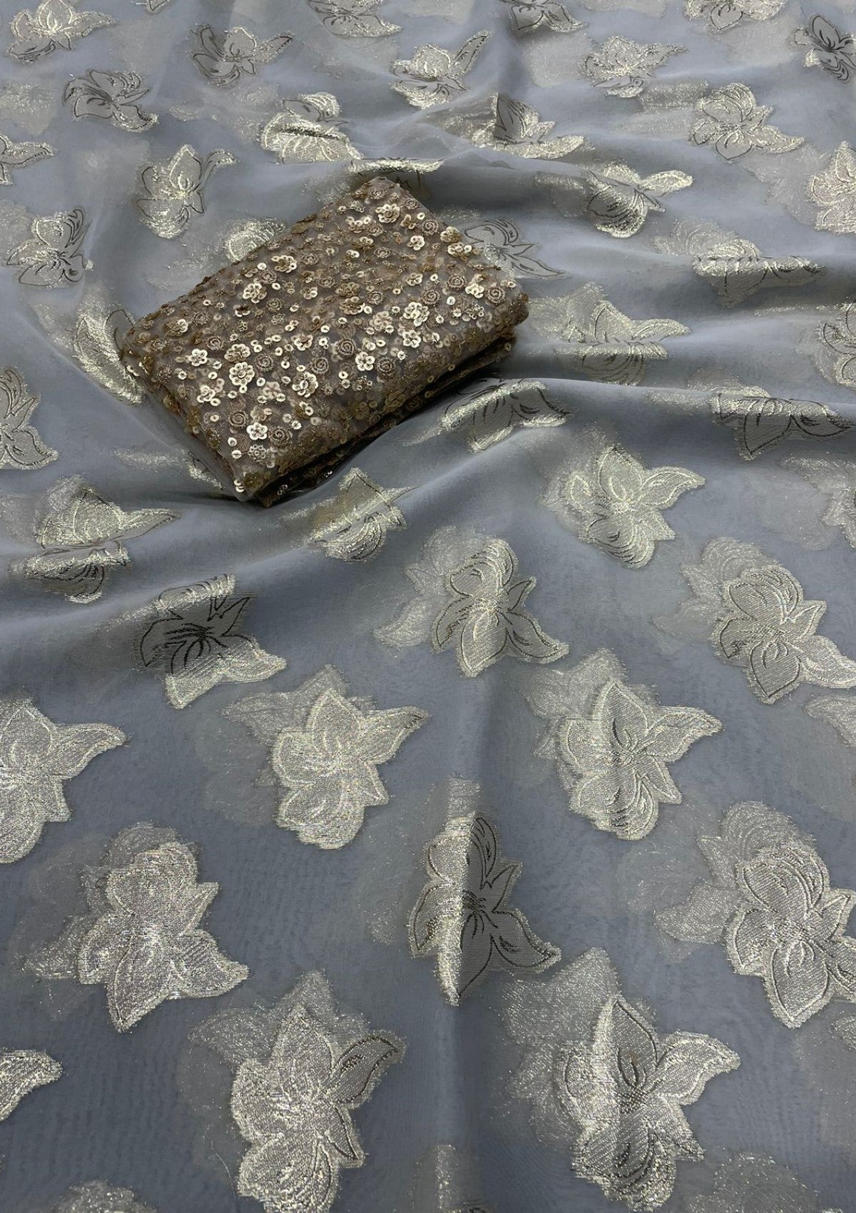 Georgette with Leaf Shinny Zari Weaving Saree