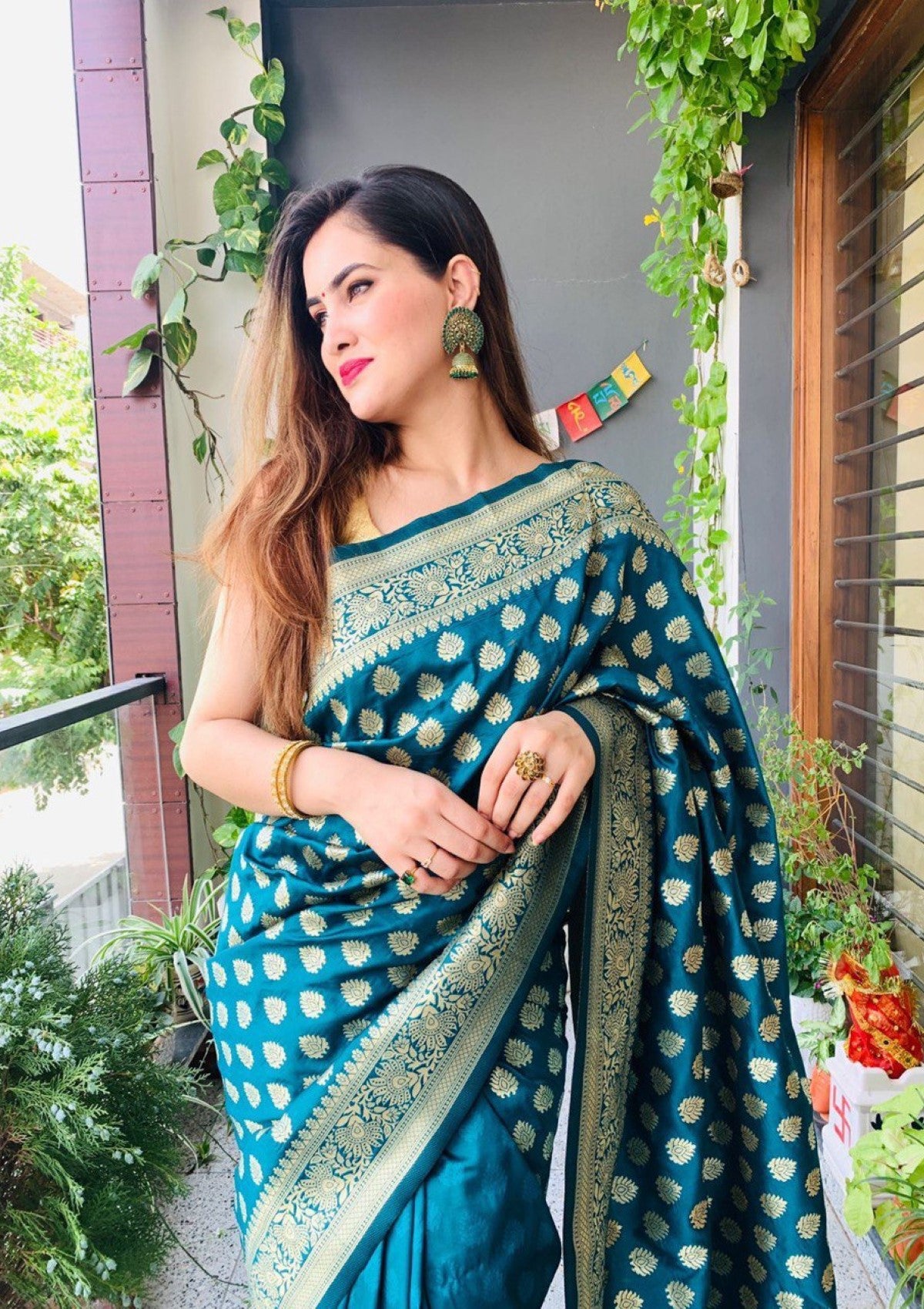 Gold Zari Woven Rama Pure Silk Saree