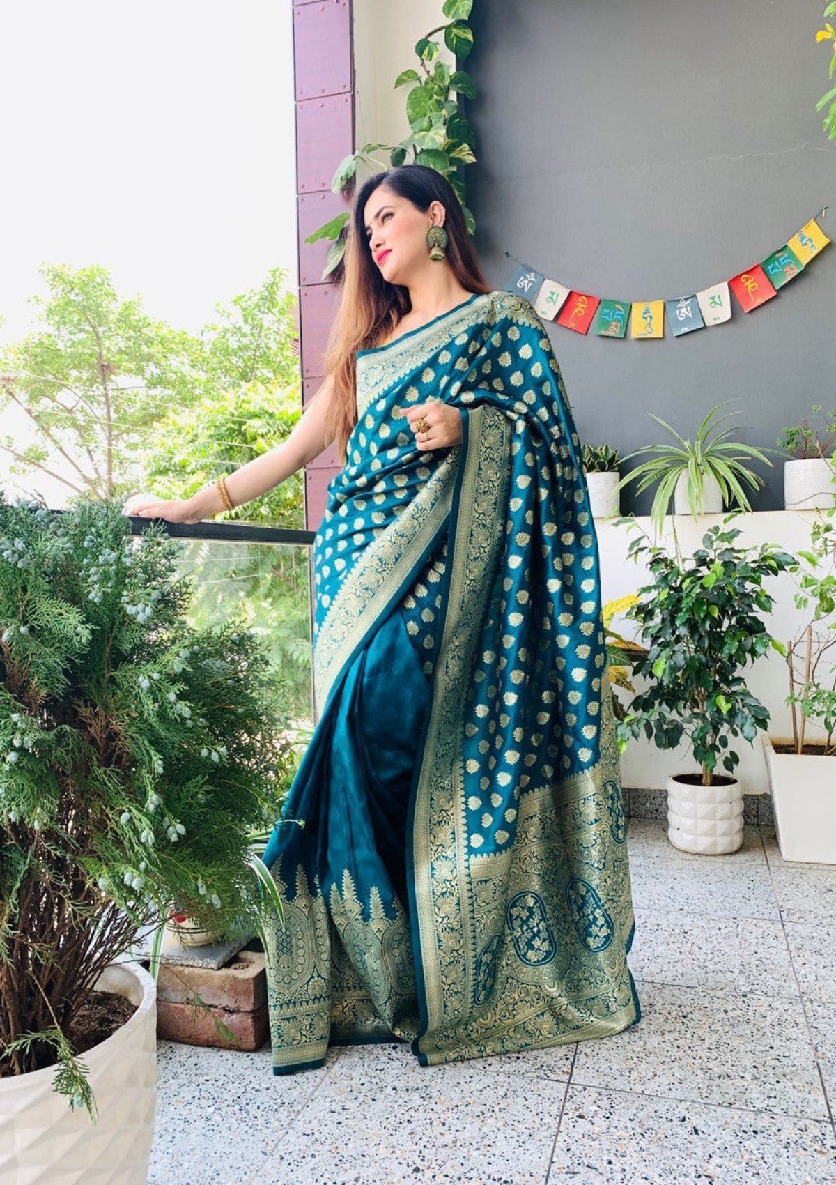 Gold Zari Woven Rama Pure Silk Saree