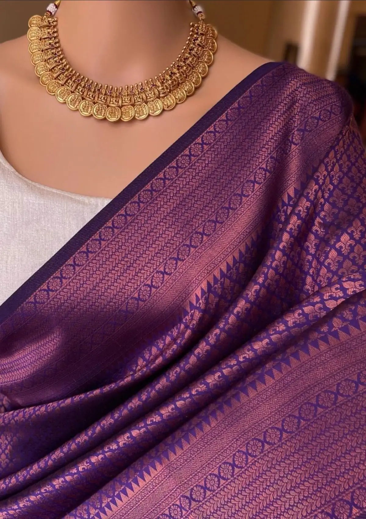 Kubera Pattu Silk Saree with Rich Pallu