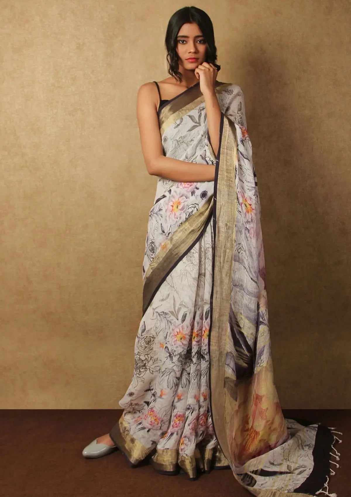 White Black Floral Print Linen saree