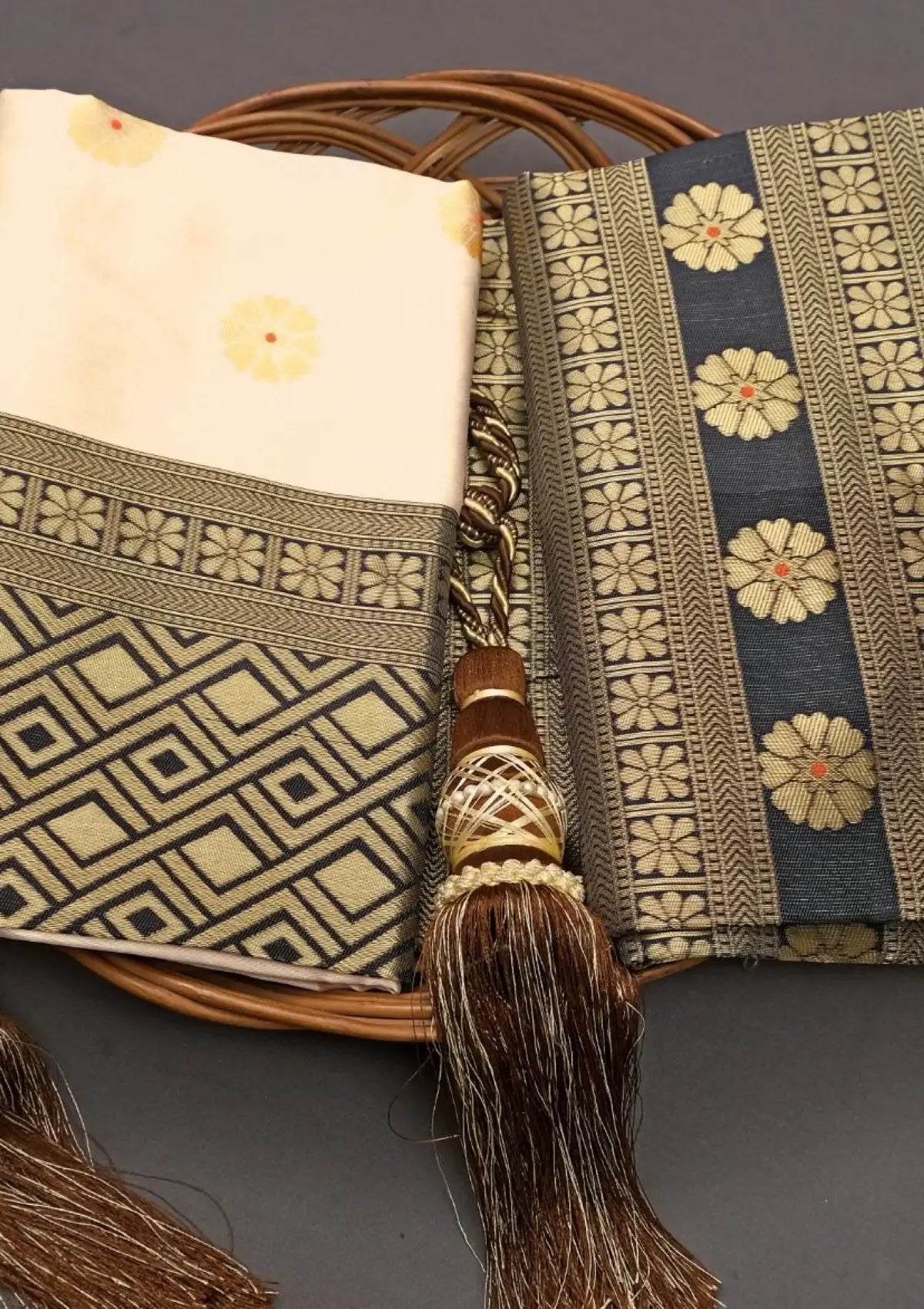 White Lichi Silk Zari Saree