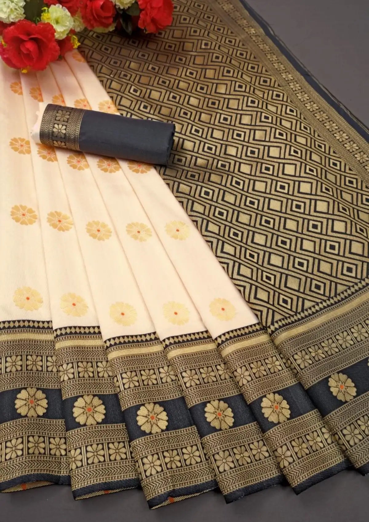 White Lichi Silk Zari Saree