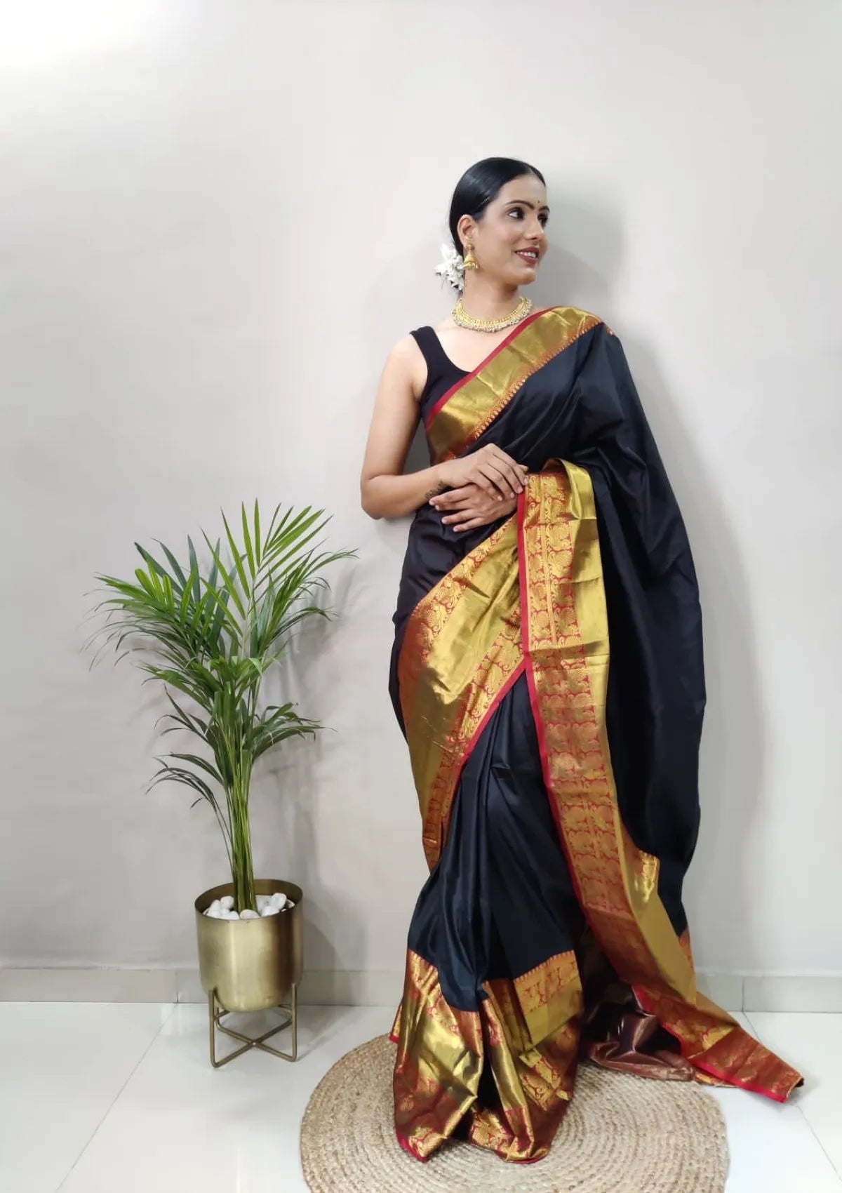 Black Narayanpattu Hit Readywear Saree