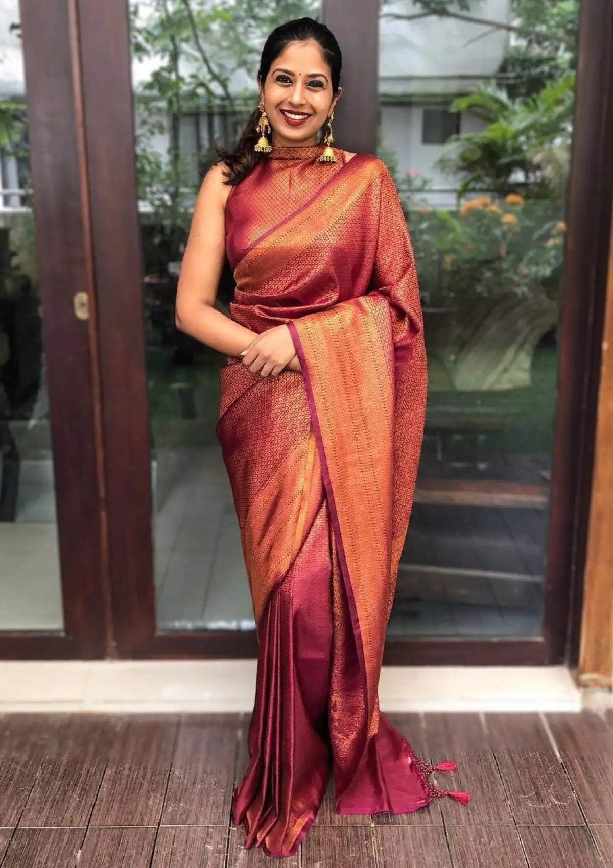 Elaborate Maroon Banarasi Silk Saree with Blouse Piece