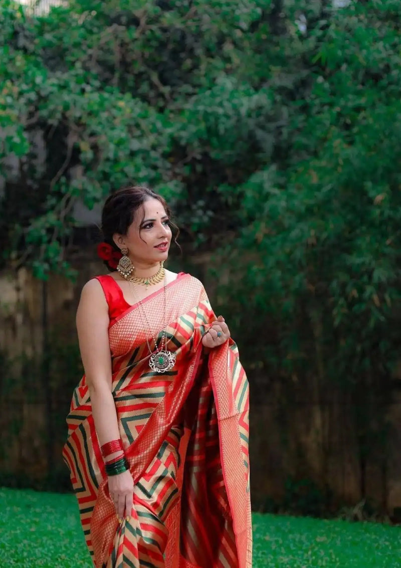 Leheriya Tussar Silk Aari & Pearl Embroidery Saree – Khinkhwab