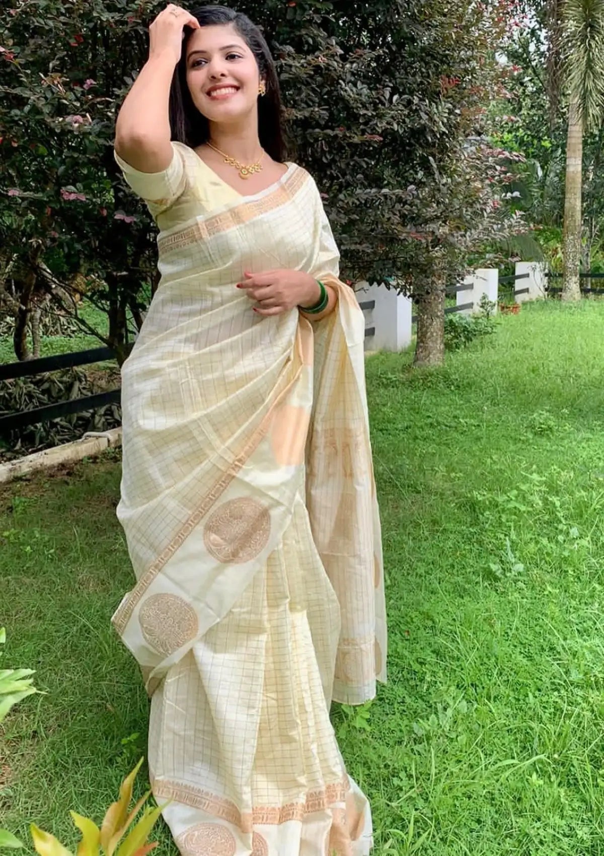 White Linen saree with Gold zari weaving